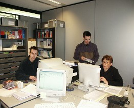 PICT0129 Elga de Jonge met stagelopers, juni 2002