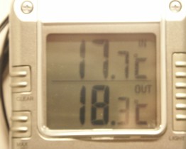 PICT3112 thermometers: binnen en buitenkamers