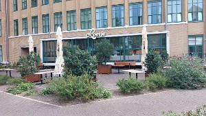 van olc naar restaurant