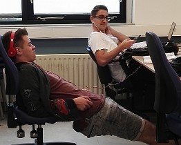 alwin rust uit Tja, ik heb de leerlingen nooit kunnen overtuigen dat een goede houding beter was voor latere tijden.