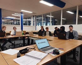 20220608_153912 klein klasje N3 2023 als laatste les linux