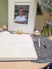 collegas Mijn collega's zoals ik ze zie aan het werk. Foto's zijn met toestemming EN doel genomen om hier te publiceren